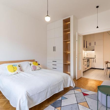 The Palm Springs Apartment Budapest Exterior foto